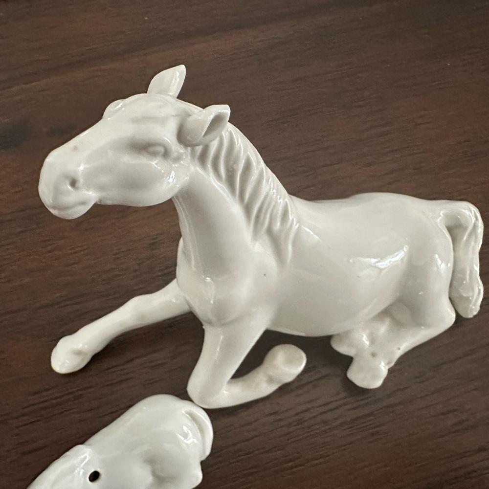Ceramic mama Horse with pony - Picture 3 of 11